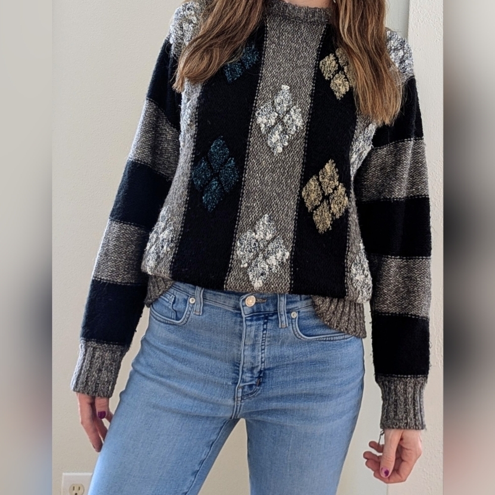 Vintage Striped Argyle Diamond Printed Crewneck Sweater In Gray/Black
